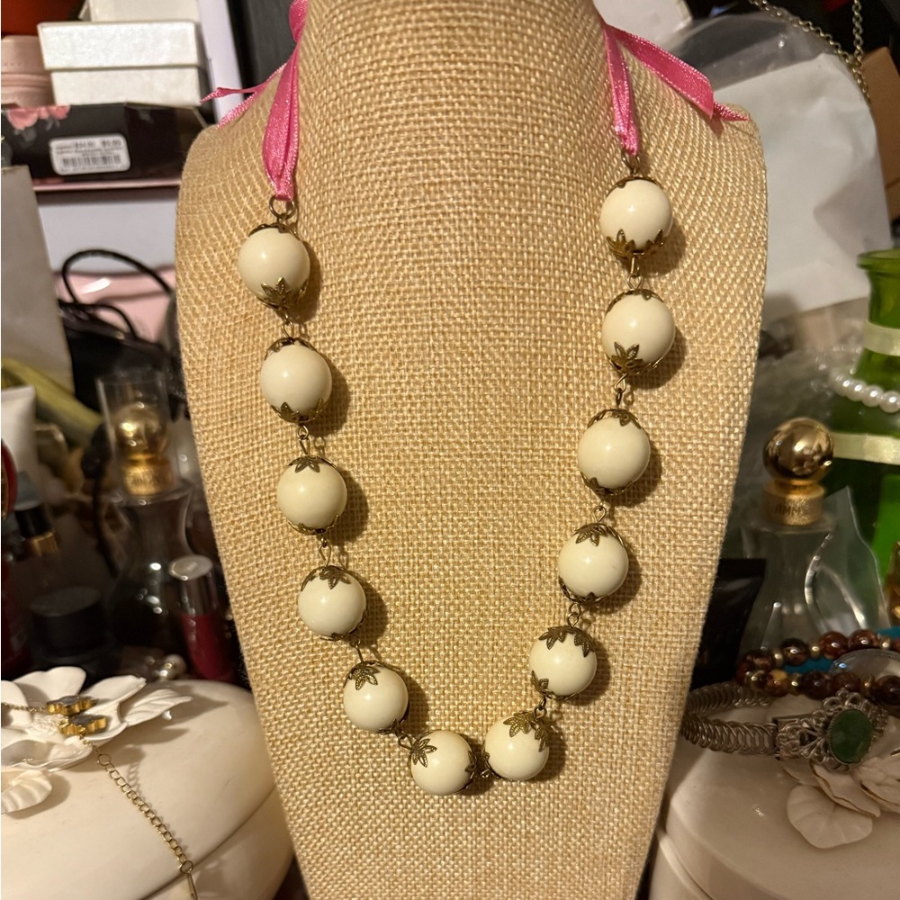 Chic Cream Beaded Necklace with Pink Ribbon